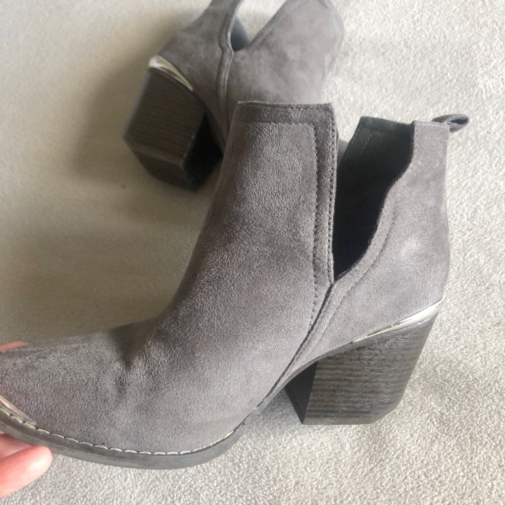 Ankle booties.